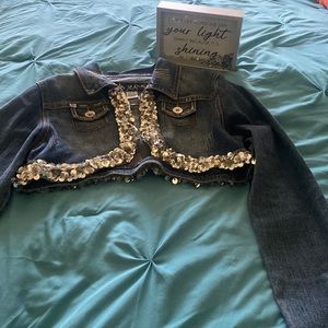 Vintage Y2K Denim short waste jacket size xl with silver sequence